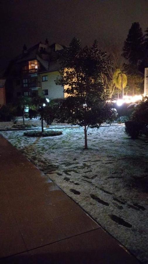 Apto Novo No Coracao De Gramado Exterior foto